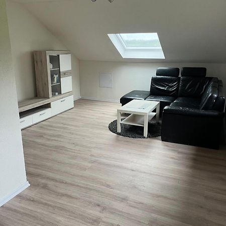 Ferienwohnung Oberheuslingen Фройденберг Екстериор снимка